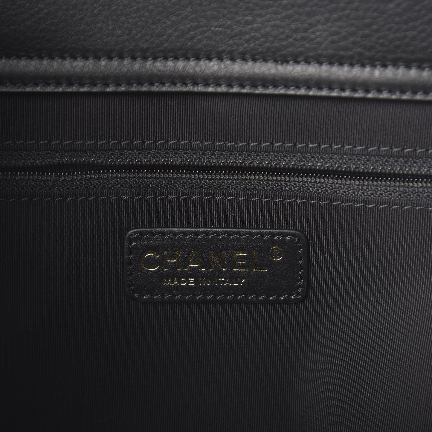 Bullskin Stitched Medium Shopping Bag Black