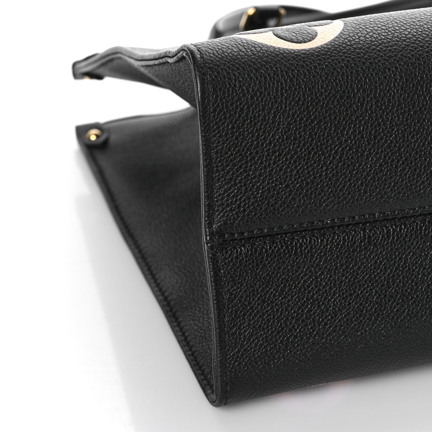 Louis Vuitton Empreinte Monogram Giant Onthego MM Black Beige 7 of 8