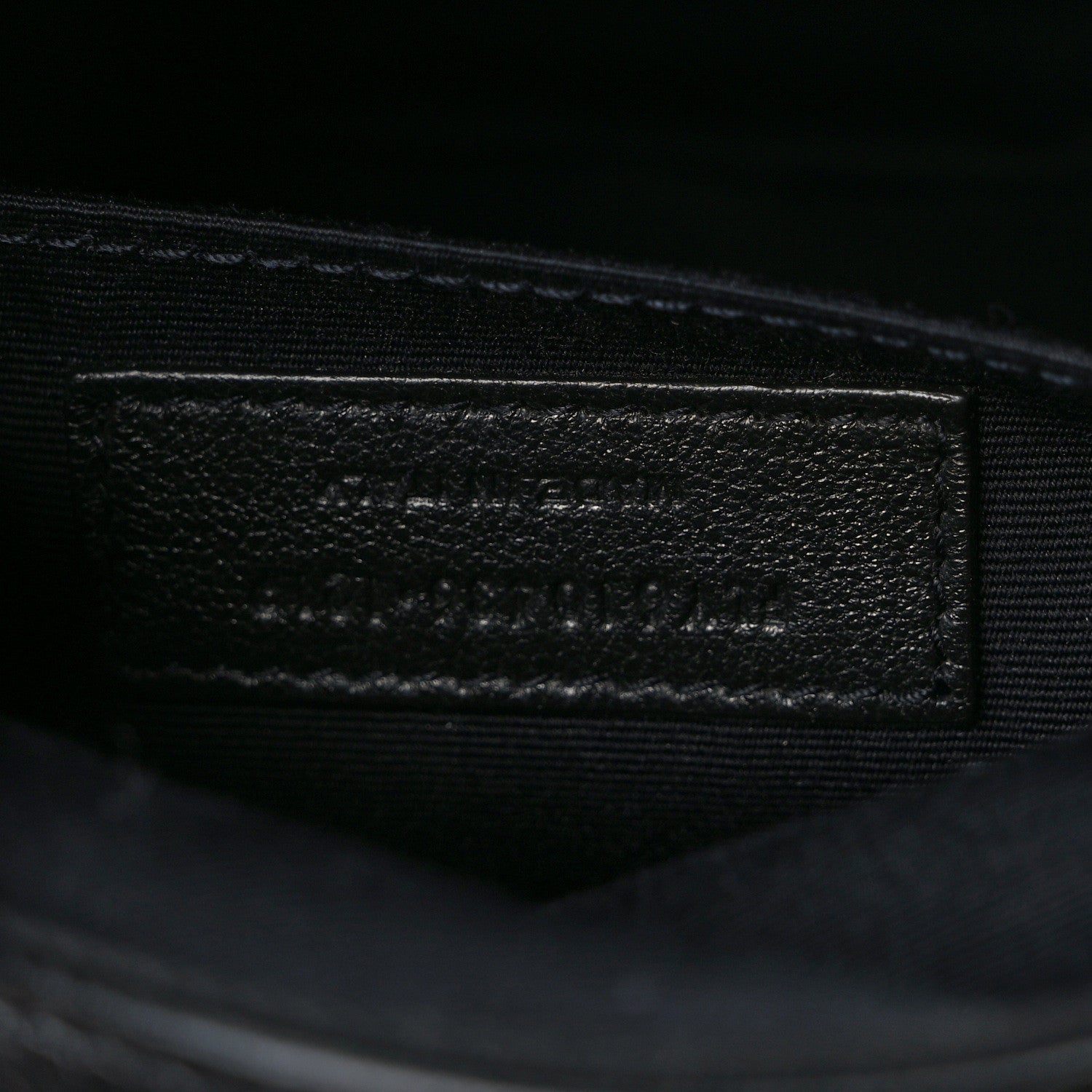 Saint Laurent Calfskin Matelasse Chevron Round Vinyle Camera Bag Black 7 of 9