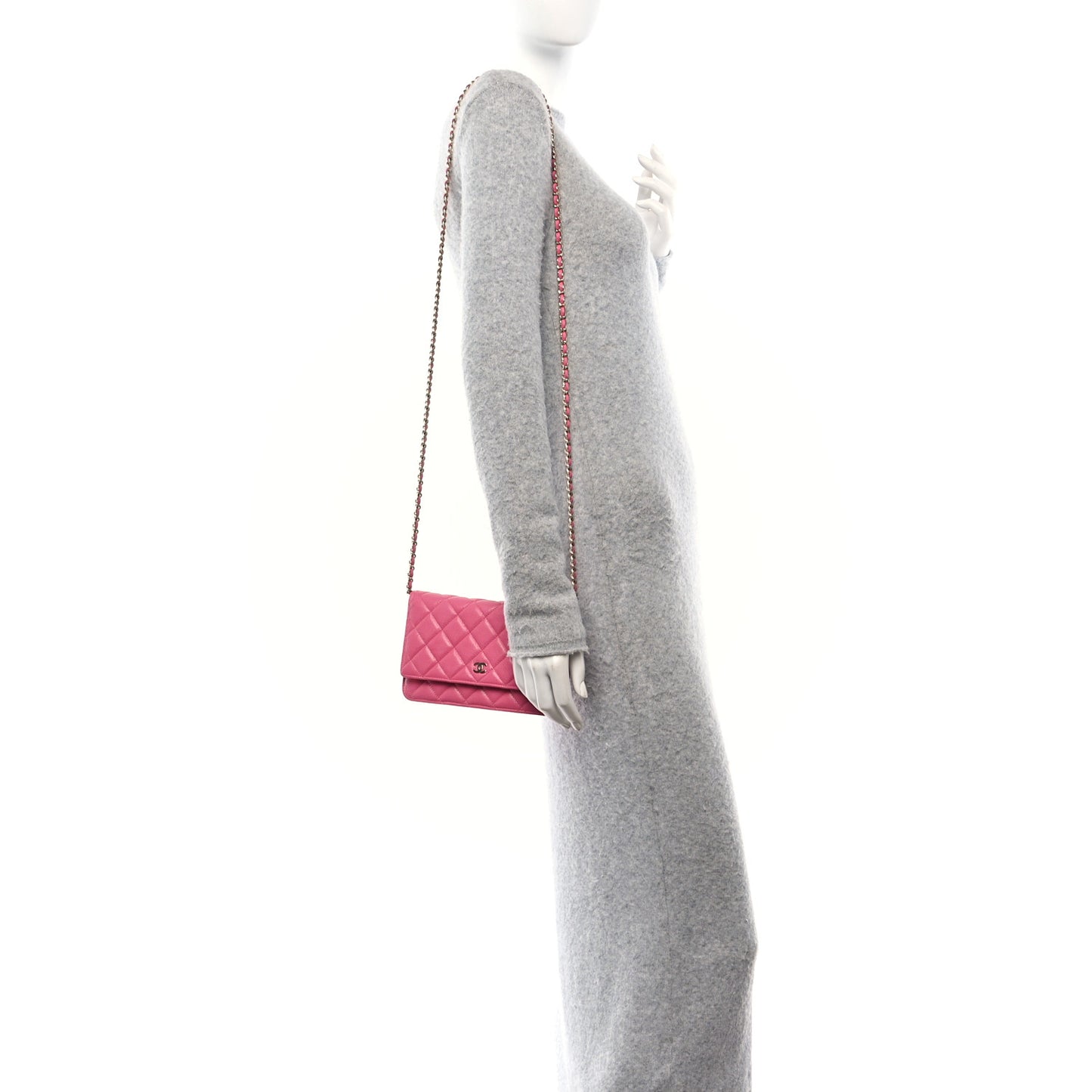 Caviar Quilted Wallet on Chain WOC Pink