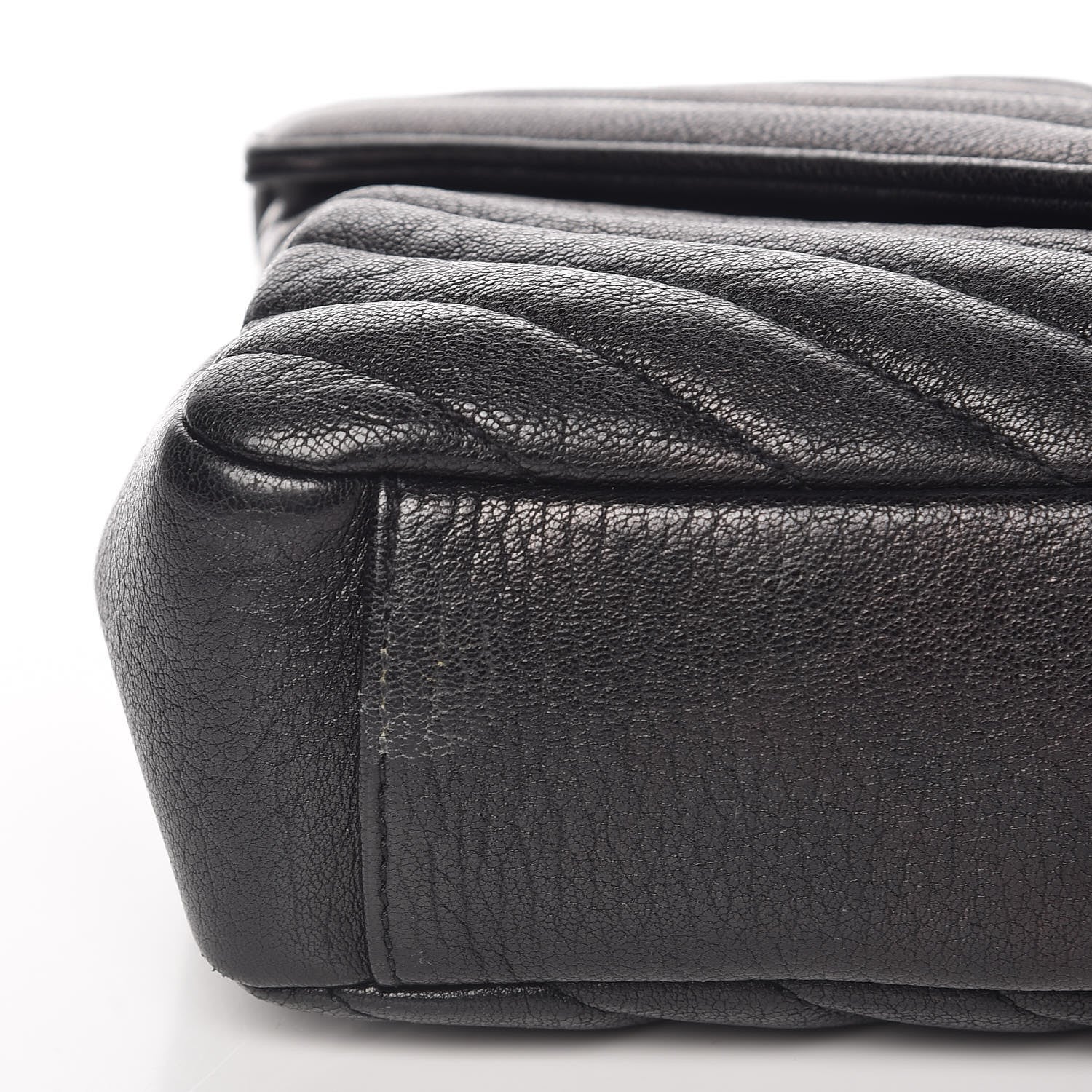 Saint Laurent Sheepskin Matelasse Chevron Monogram Medium College Bag Black 13 of 14