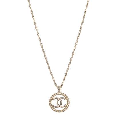 Chanel Pearl CC Round Pendant Necklace Gold 1 of 6