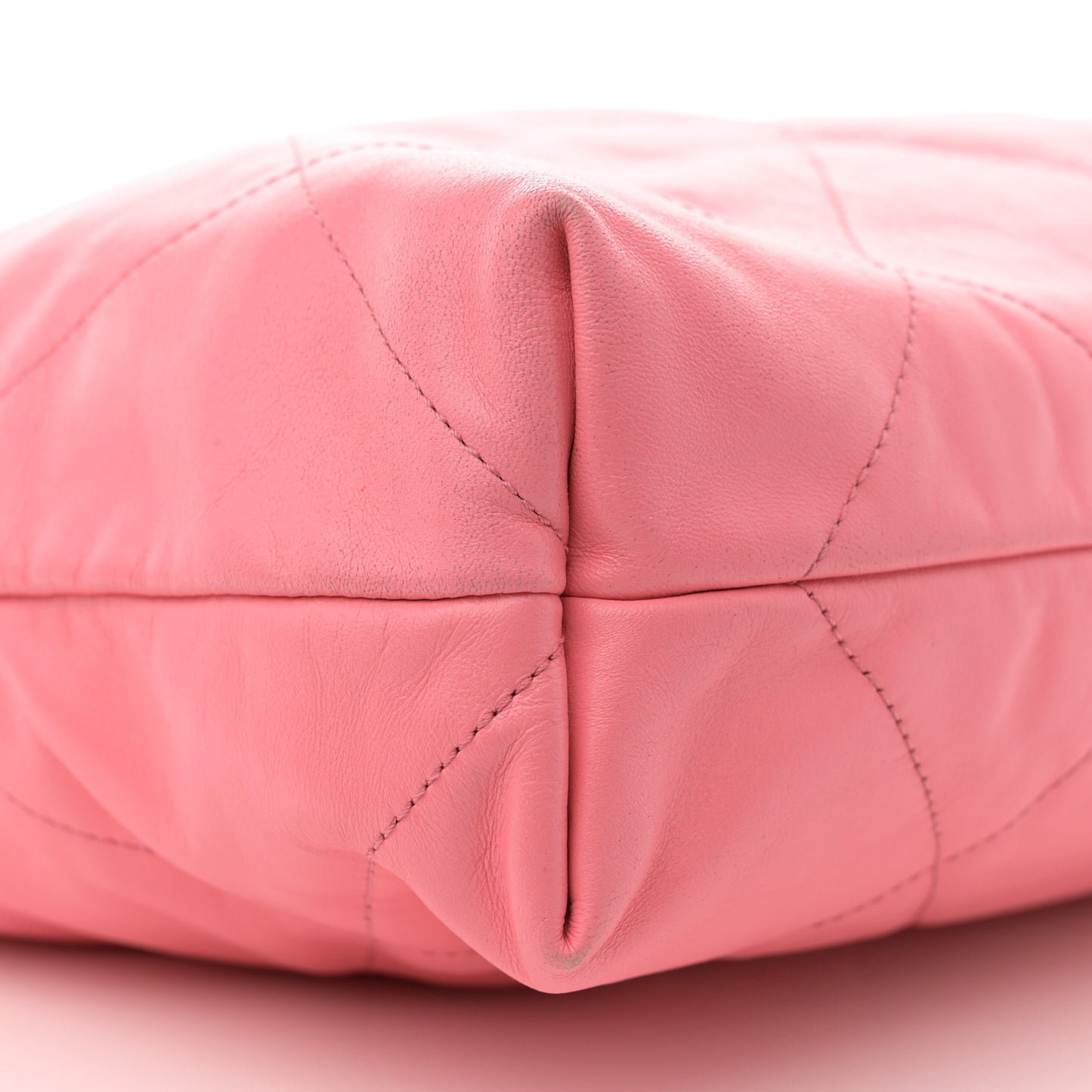Shiny Calfskin Quilted Chanel 22 Coral Pink