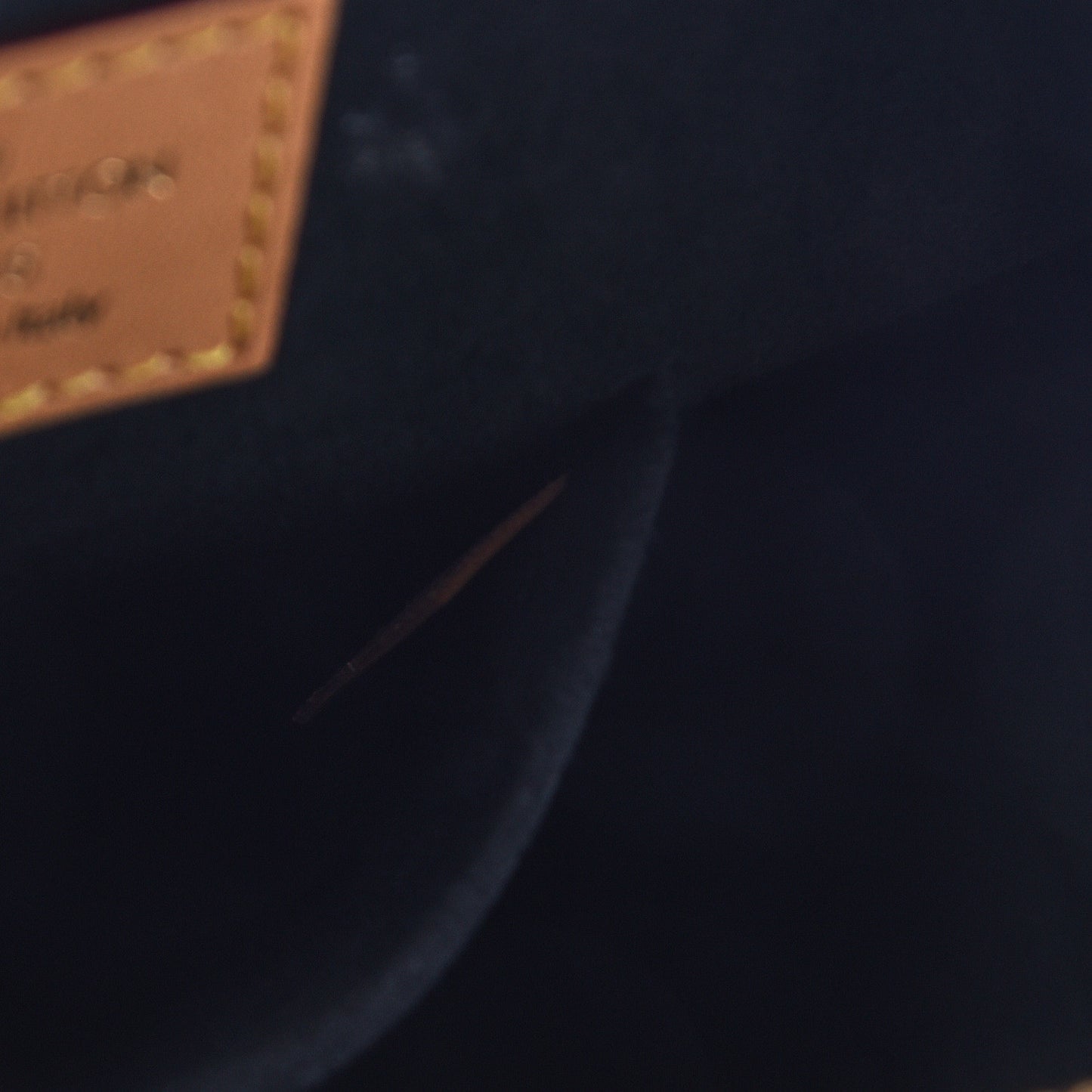Reverse Monogram Giant Boite Chapeau Souple