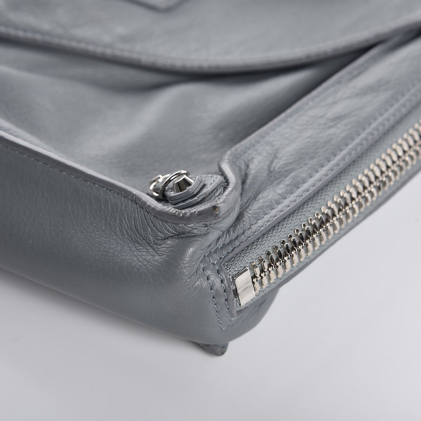 Calfskin Papier Sight Shoulder Bag Grey