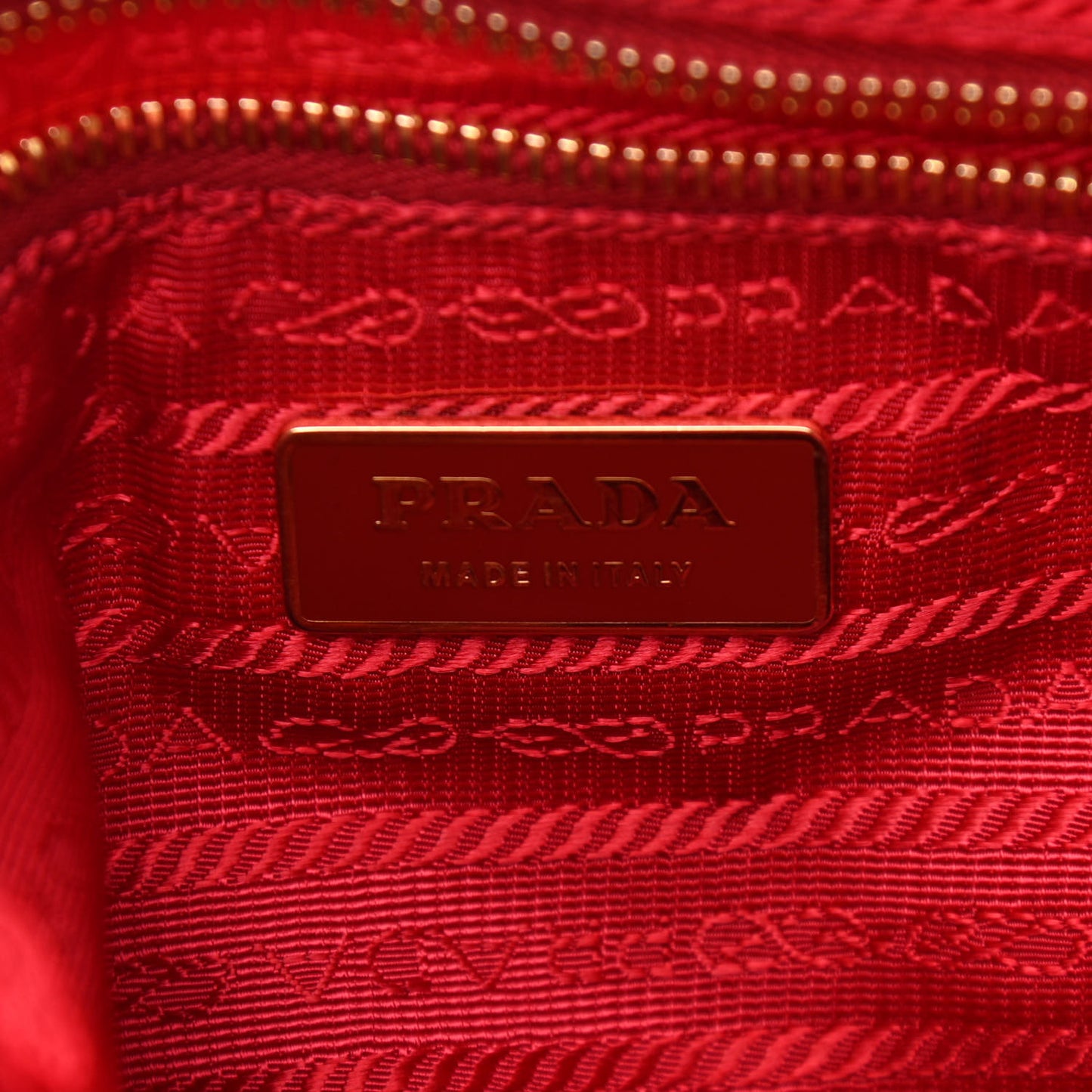 Tessuto Nylon Saffiano Shoulder Bag Rosso
