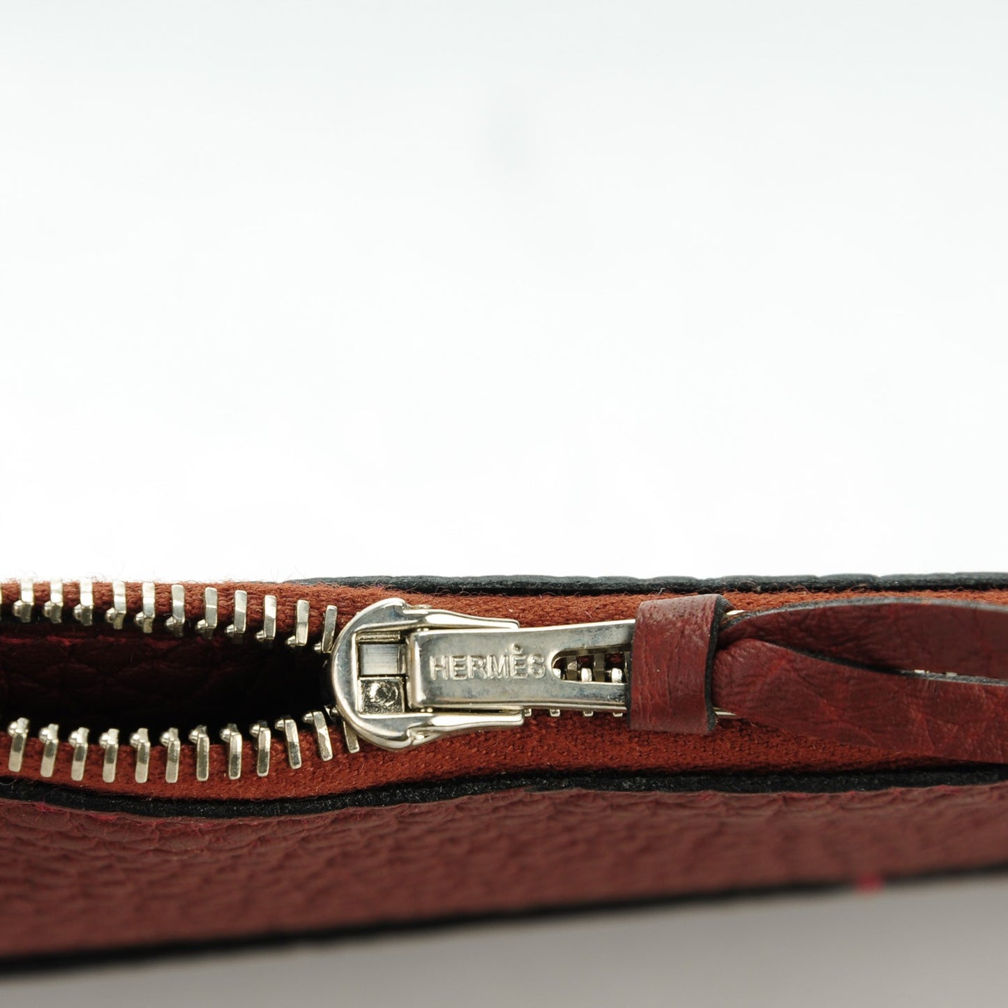 Togo Dogon Duo Wallet Rouge H