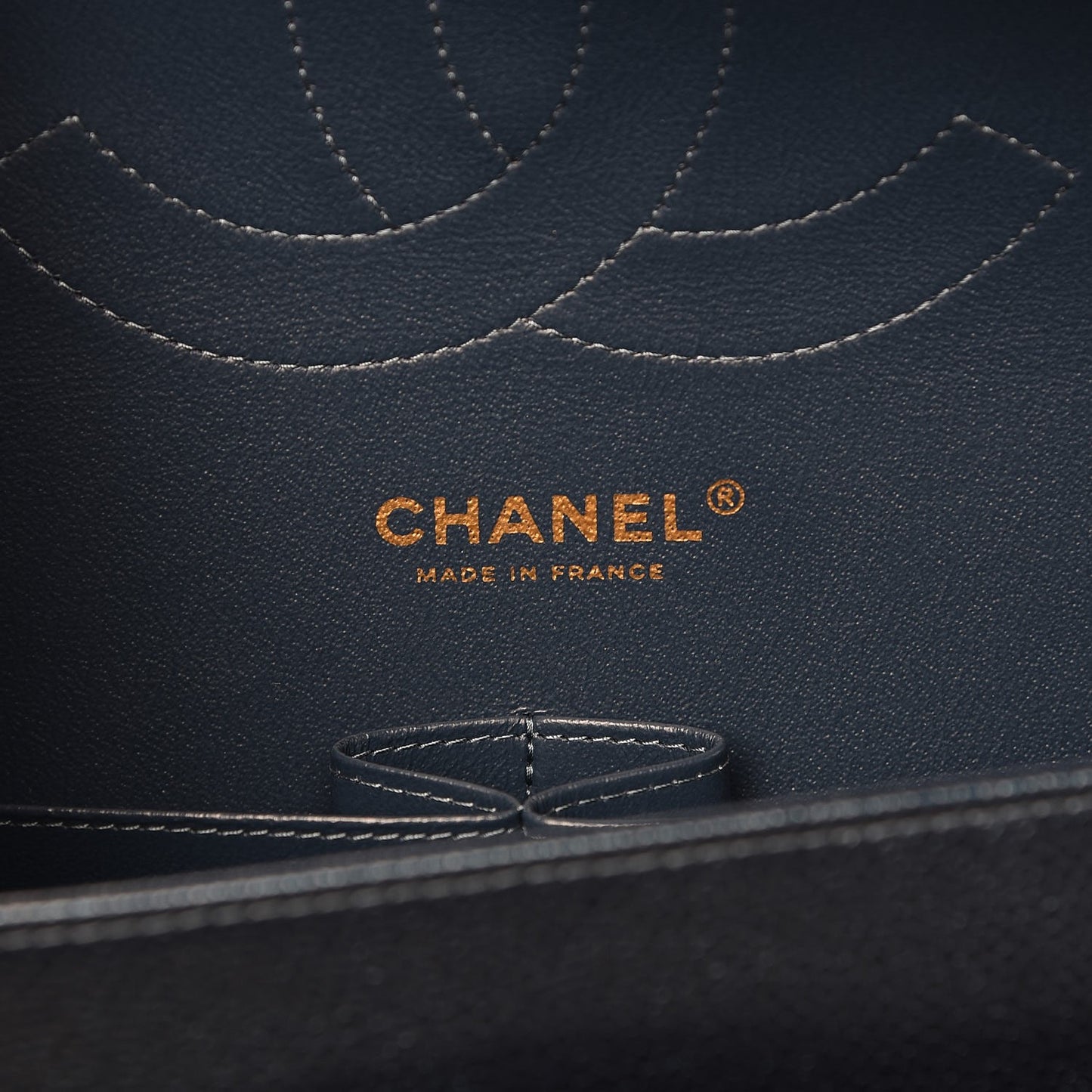 Iridescent Caviar Quilted Jumbo Double Flap Dark Blue