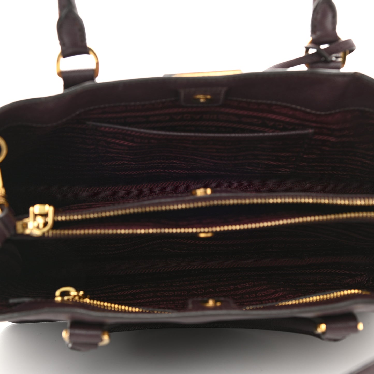 Saffiano Medium Galleria Double Zip Tote Amaranto