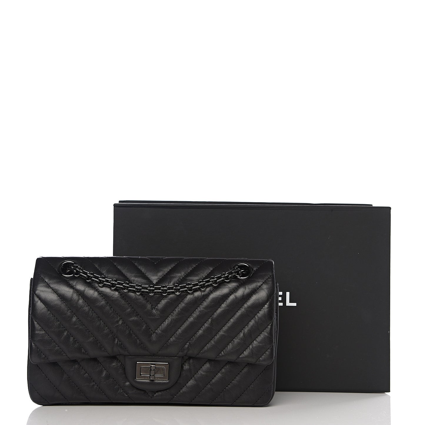 Aged Calfskin Chevron Quilted 2.55 Reissue 225 Flap So Black