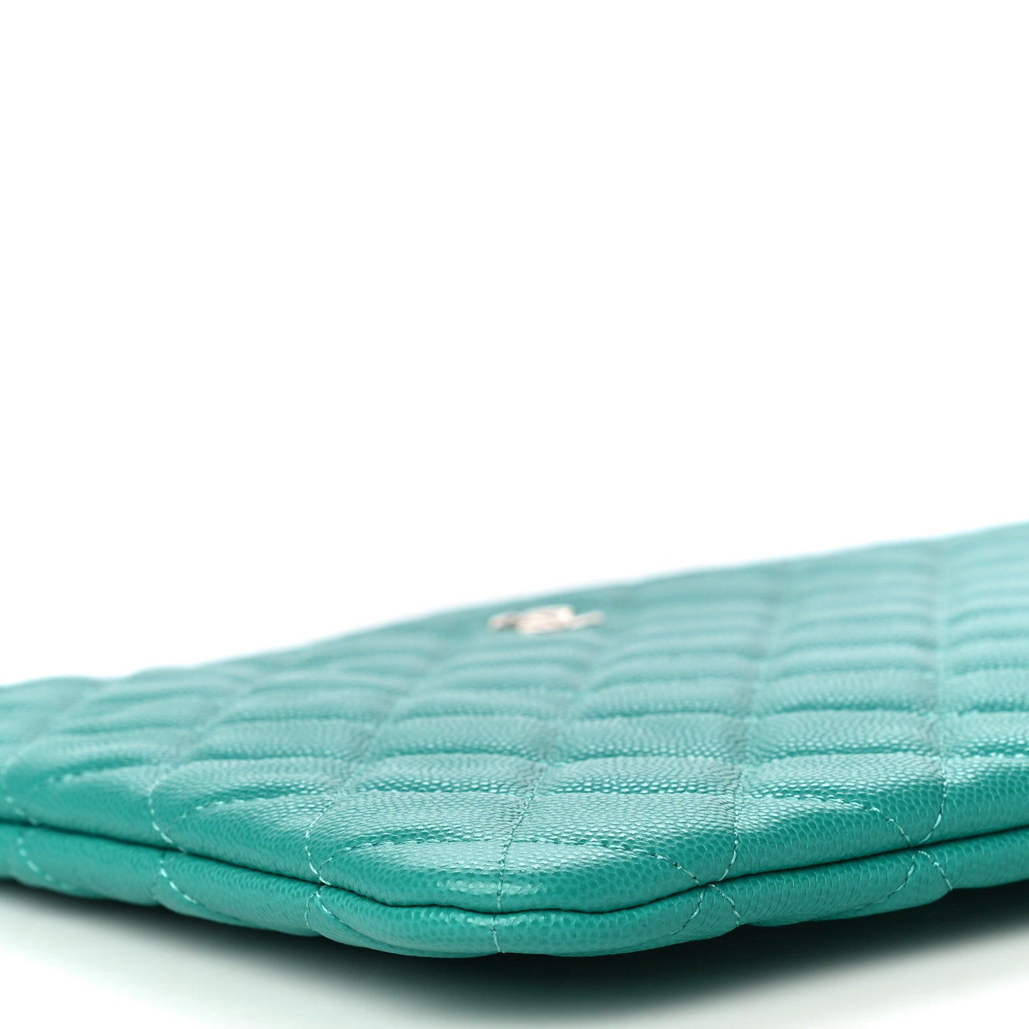 Caviar Quilted Medium Cosmetic Case Turquoise