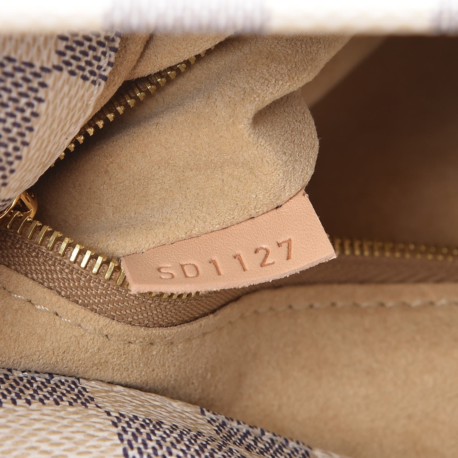 Louis Vuitton Damier Azur Artsy MM 8 of 8
