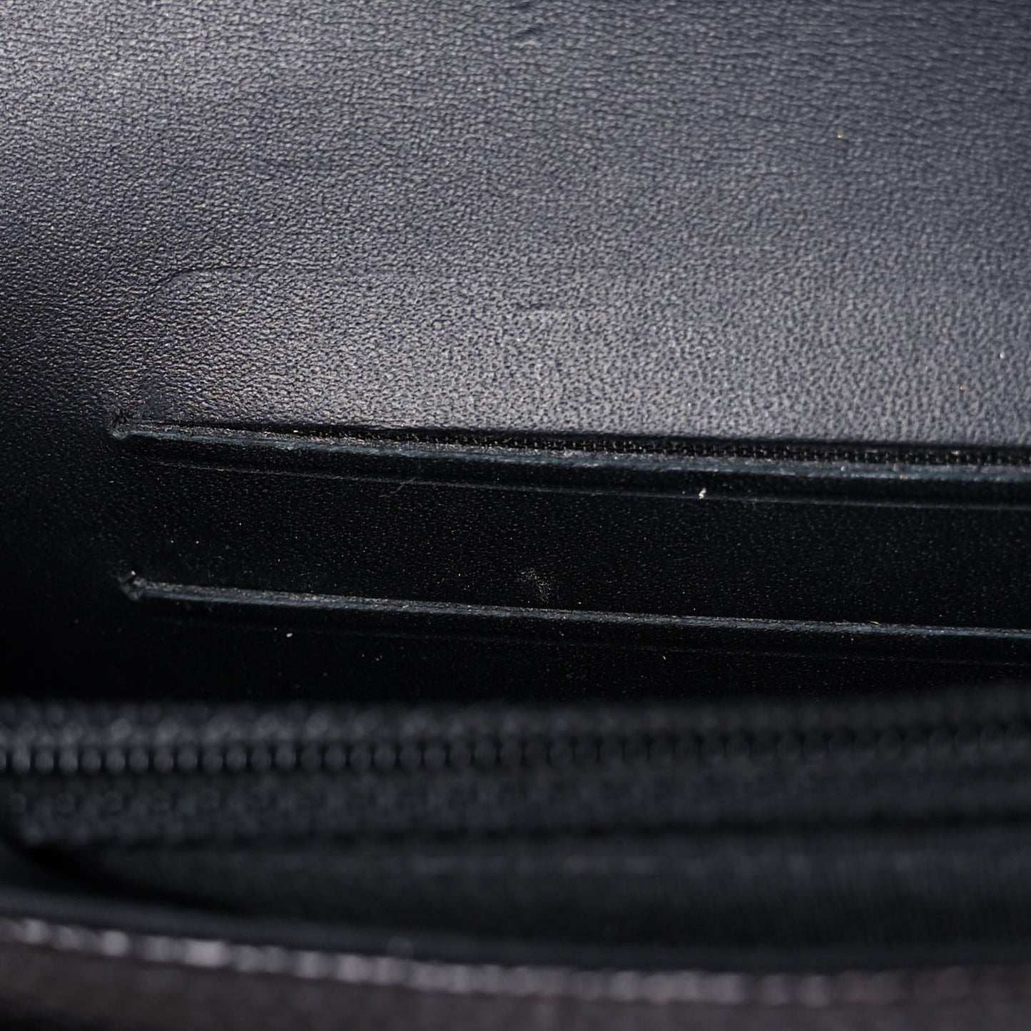 Caviar Quilted Medium Boy Flap Wallet Black
