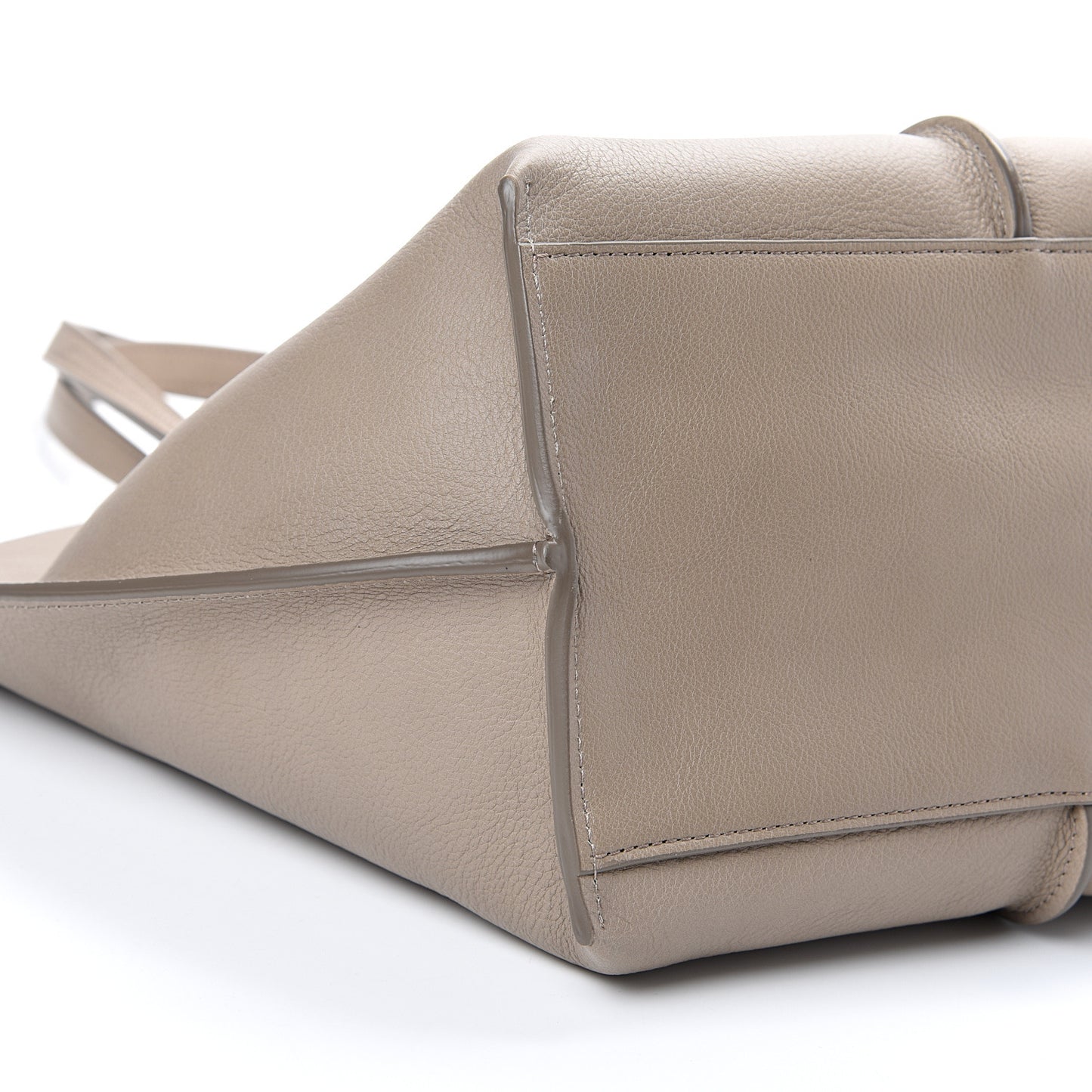 Smooth Calfskin Medium Vick Tote Motty Grey