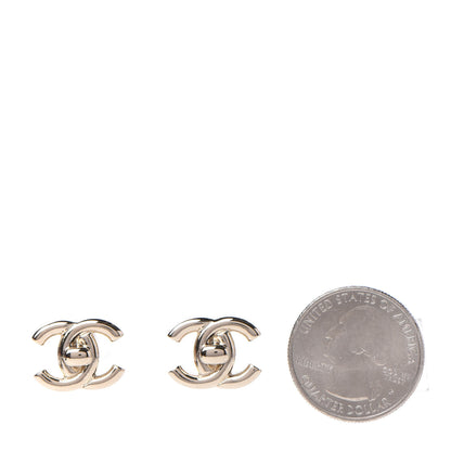 Chanel Metal CC Turnlock Earrings Gold 2 of 5