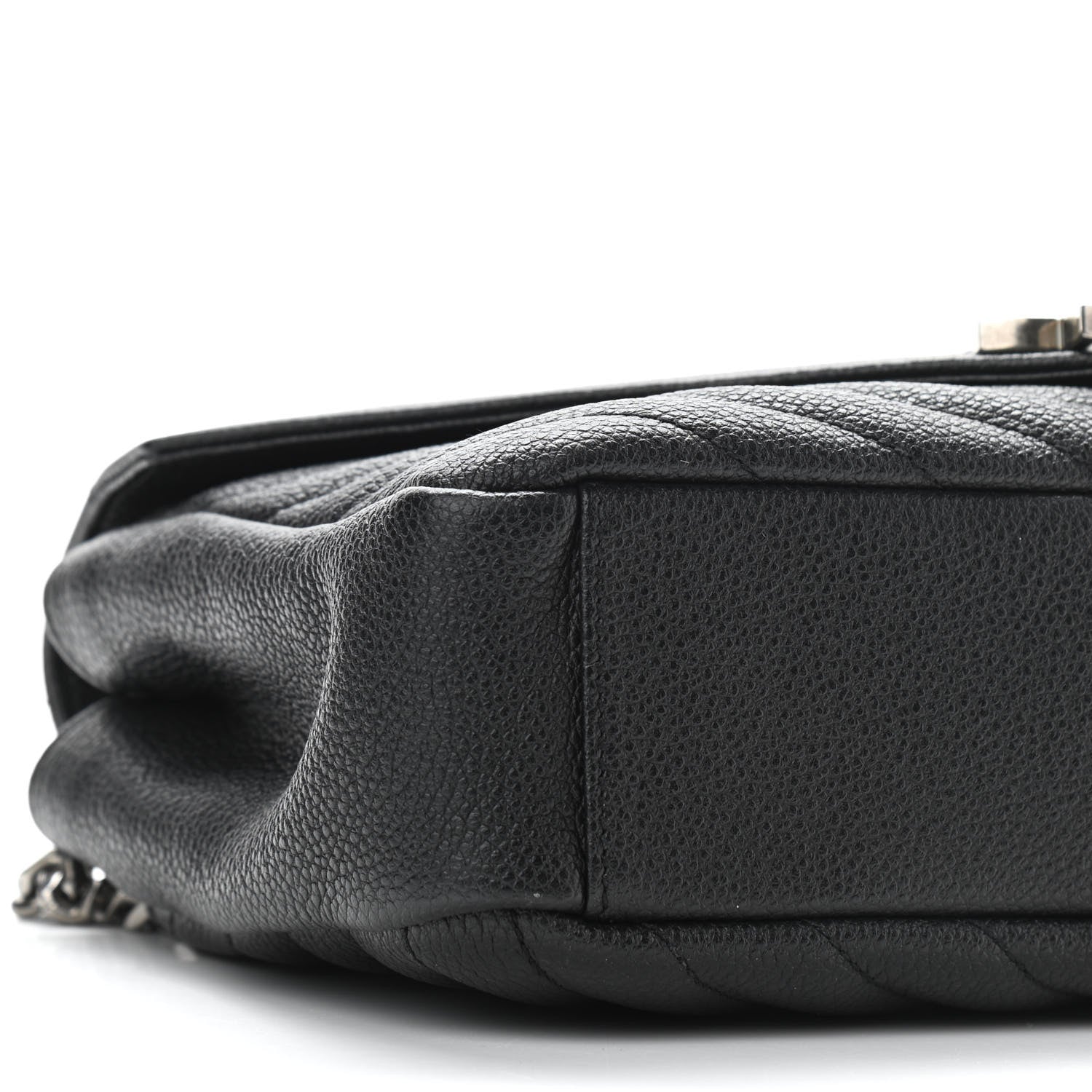 Saint Laurent Grained Calfskin Matelasse Chevron Medium Monogram Chain Bag Black 8 of 10