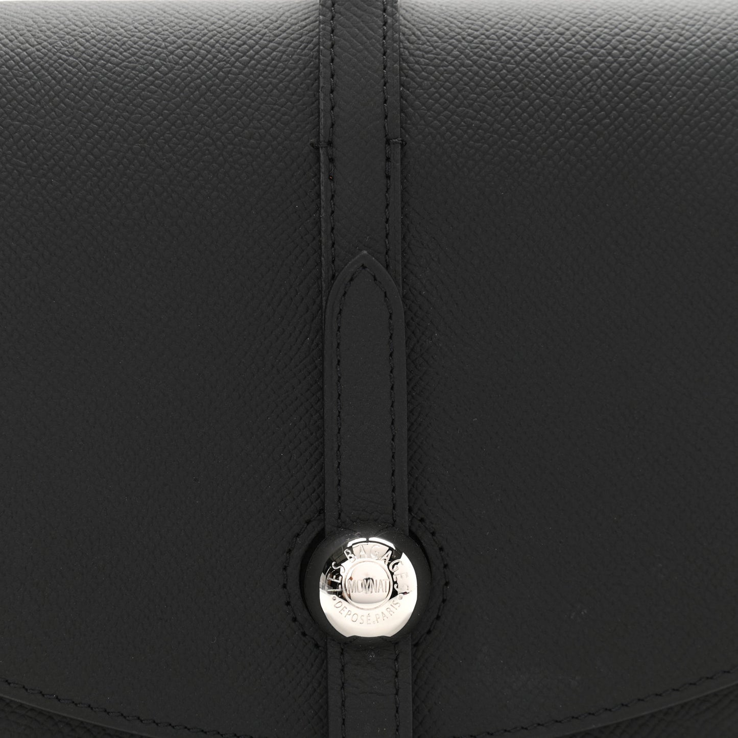 Carat Calfskin Madeleine Clutch Black