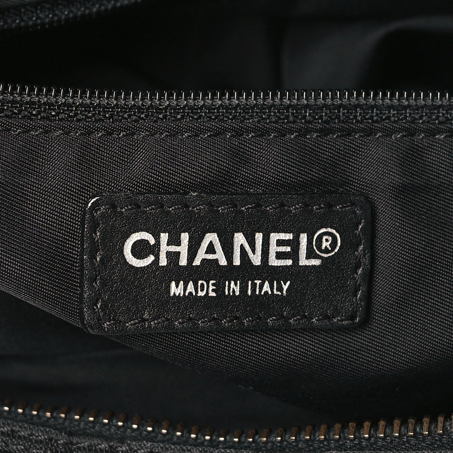 Nylon Travel Shoulder Bag Black