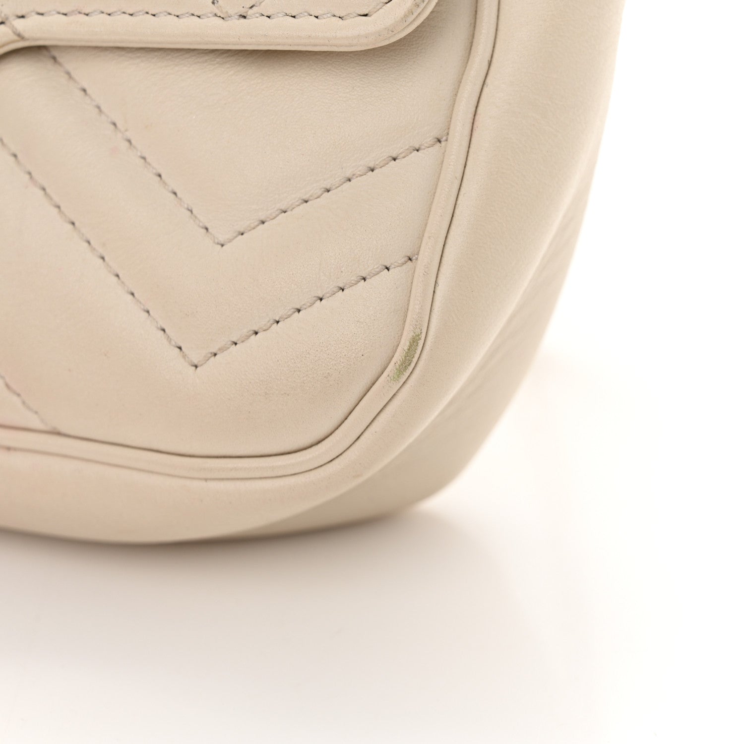 Gucci Calfskin Matelasse Super Mini GG Marmont Shoulder Bag White 17 of 19