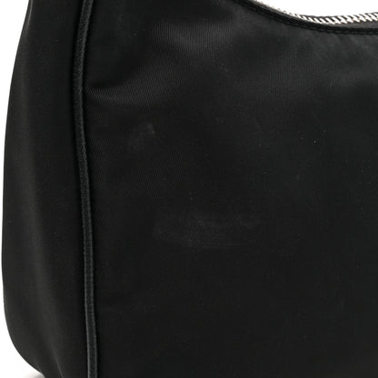 Prada Nylon Re-Edition 2005 Shoulder Bag Black 14 of 18