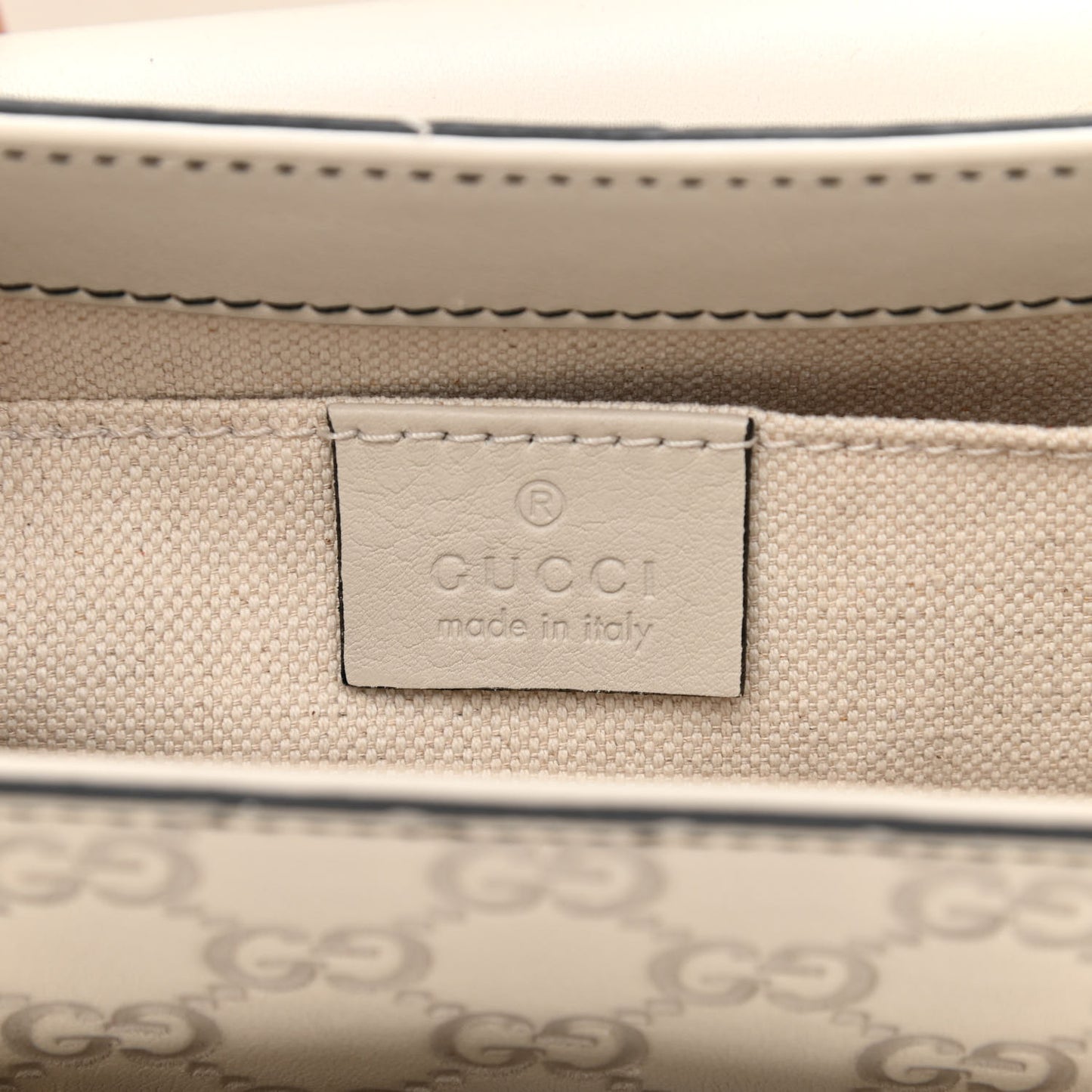 Guccissima Signature Medium Emily Chain Shoulder Bag Mystic White