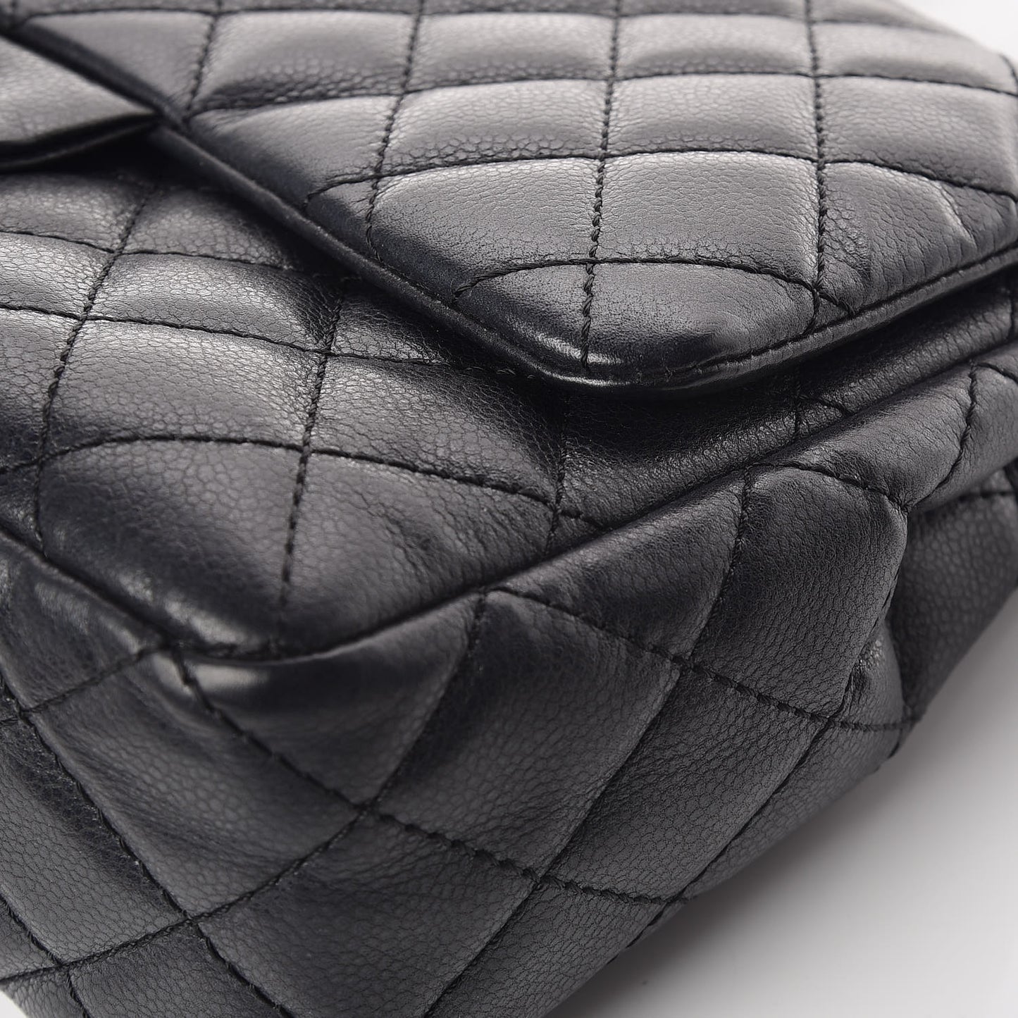 Caviar Quilted Jumbo Single Flap Black