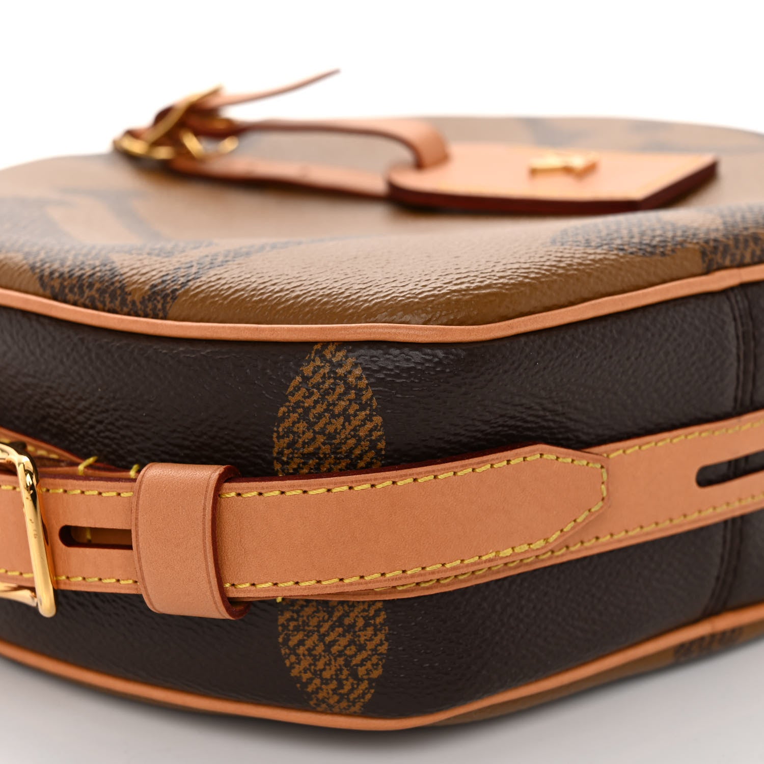 Louis Vuitton Reverse Monogram Giant Boite Chapeau Souple 9 of 9