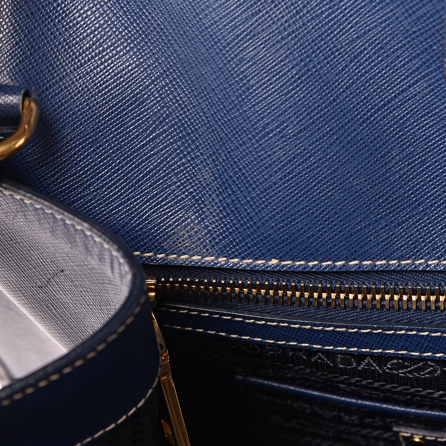 Saffiano Lux Tote Bluette