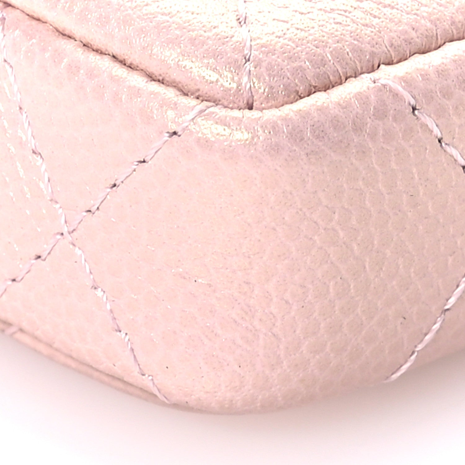 Chanel Iridescent Caviar Quilted Pearl On Top Coin Purse With Chain Light Pink 10 of 11