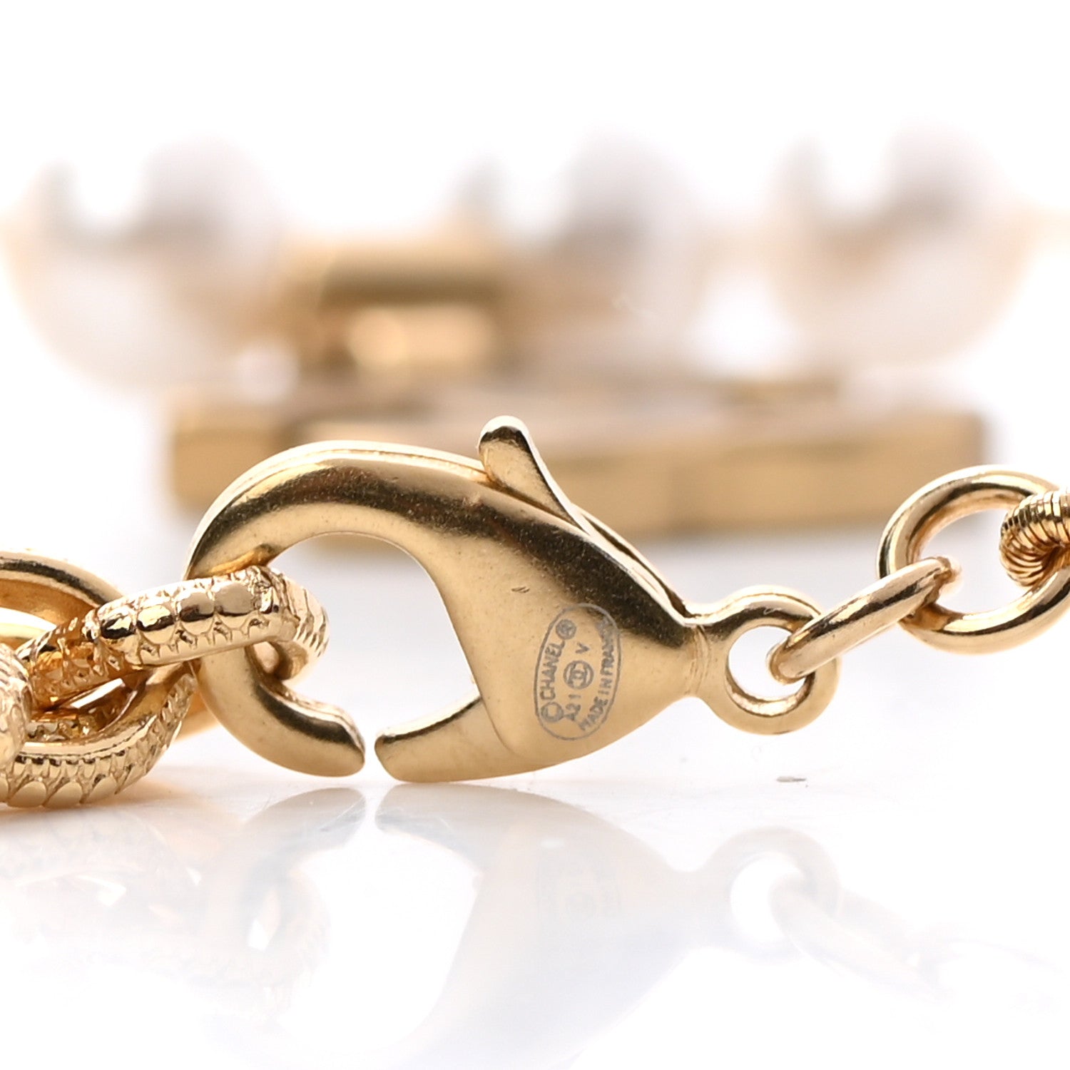 Chanel Pearl Crystal CC Short Necklace Gold 5 of 5
