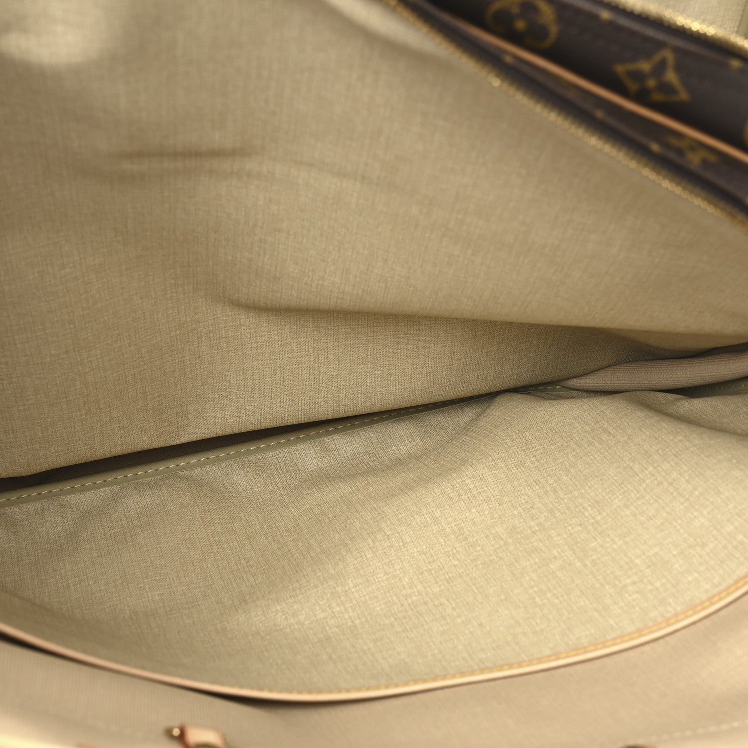 Louis Vuitton Monogram Alize 24 Heures Luggage 4 of 13