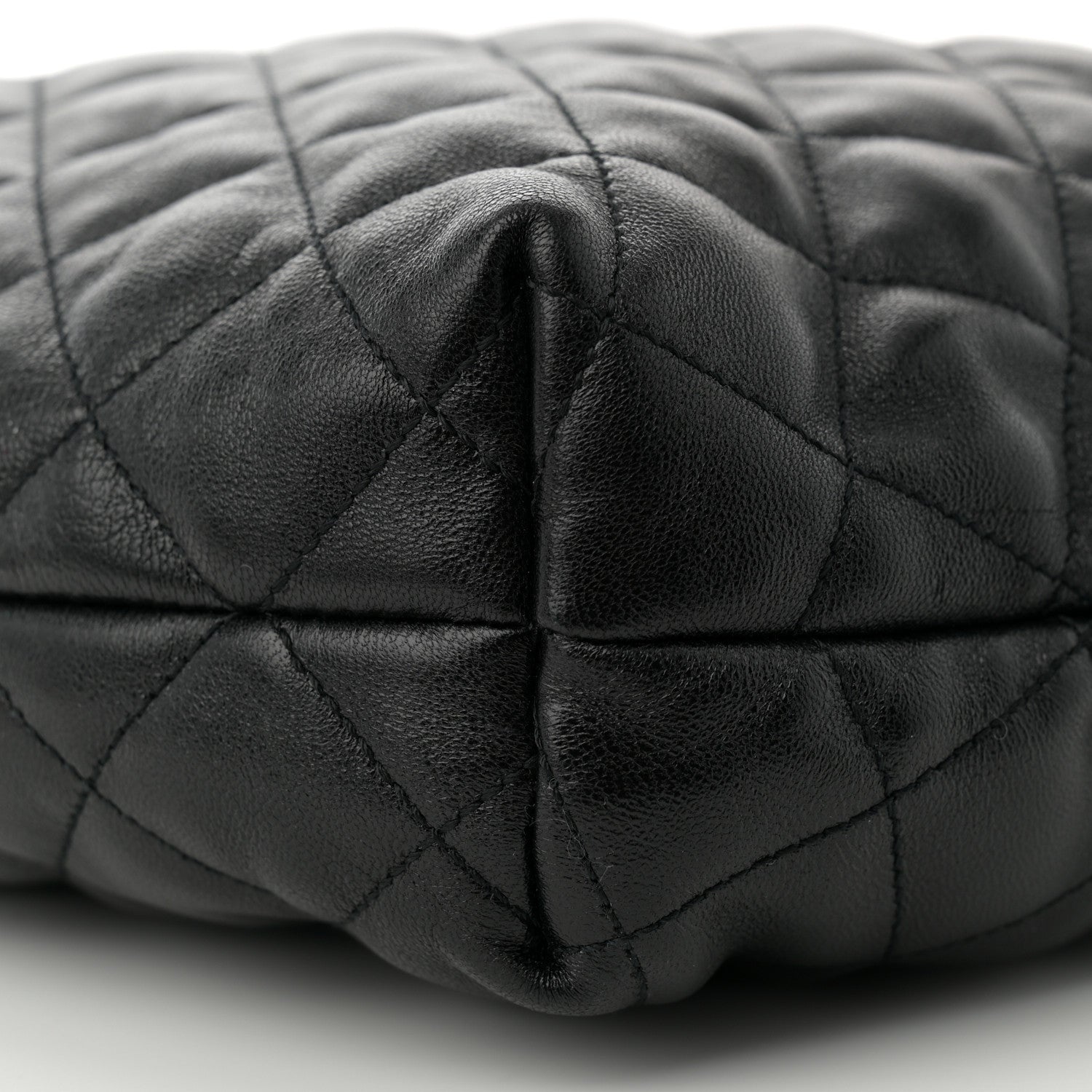 Saint Laurent Lambskin Quilted Maxi Icare Shopping Tote Black 11 of 11