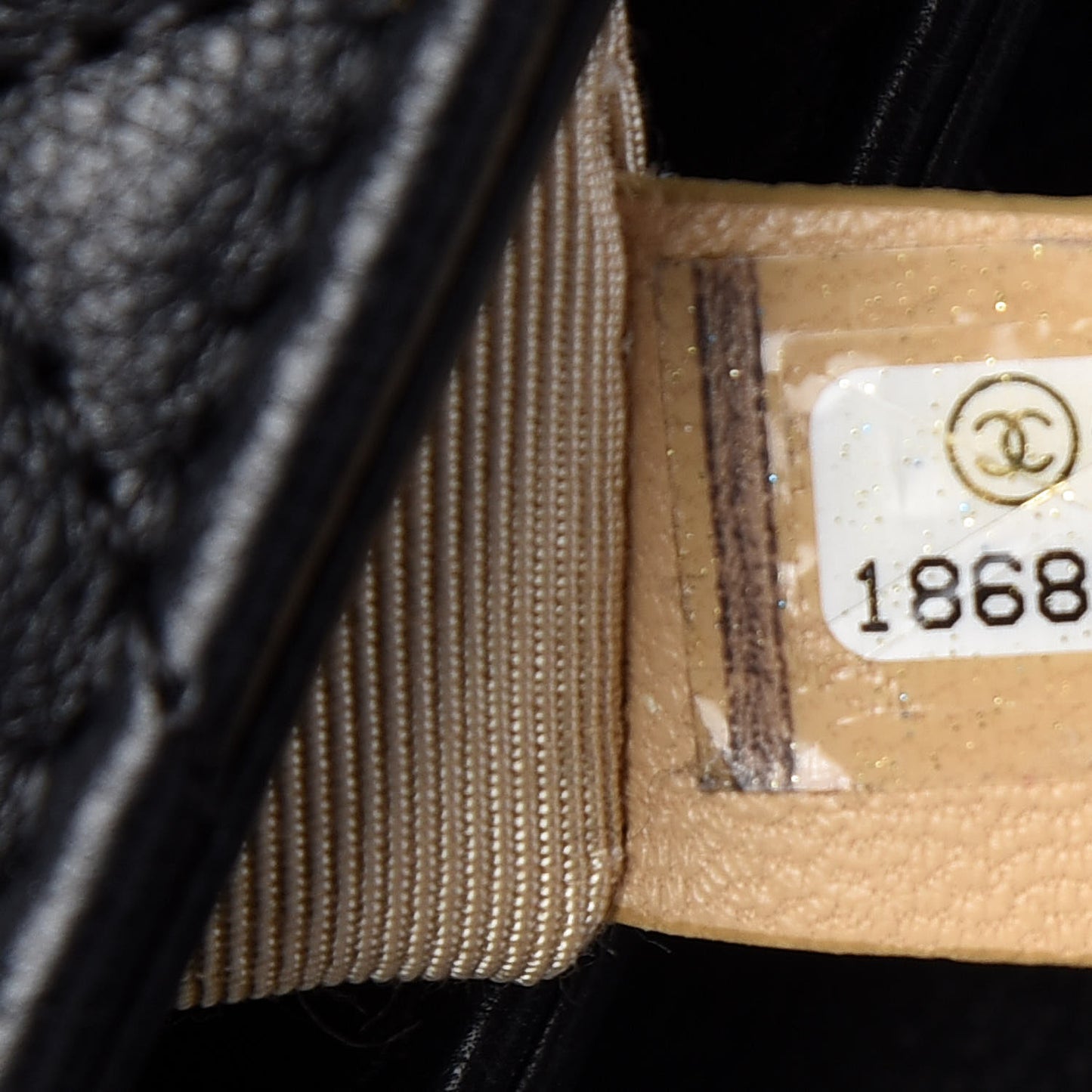 Calfskin Quilted Medium CC Crown Flap Black
