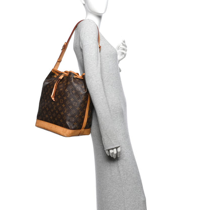 Louis Vuitton Monogram Noe 2 of 11