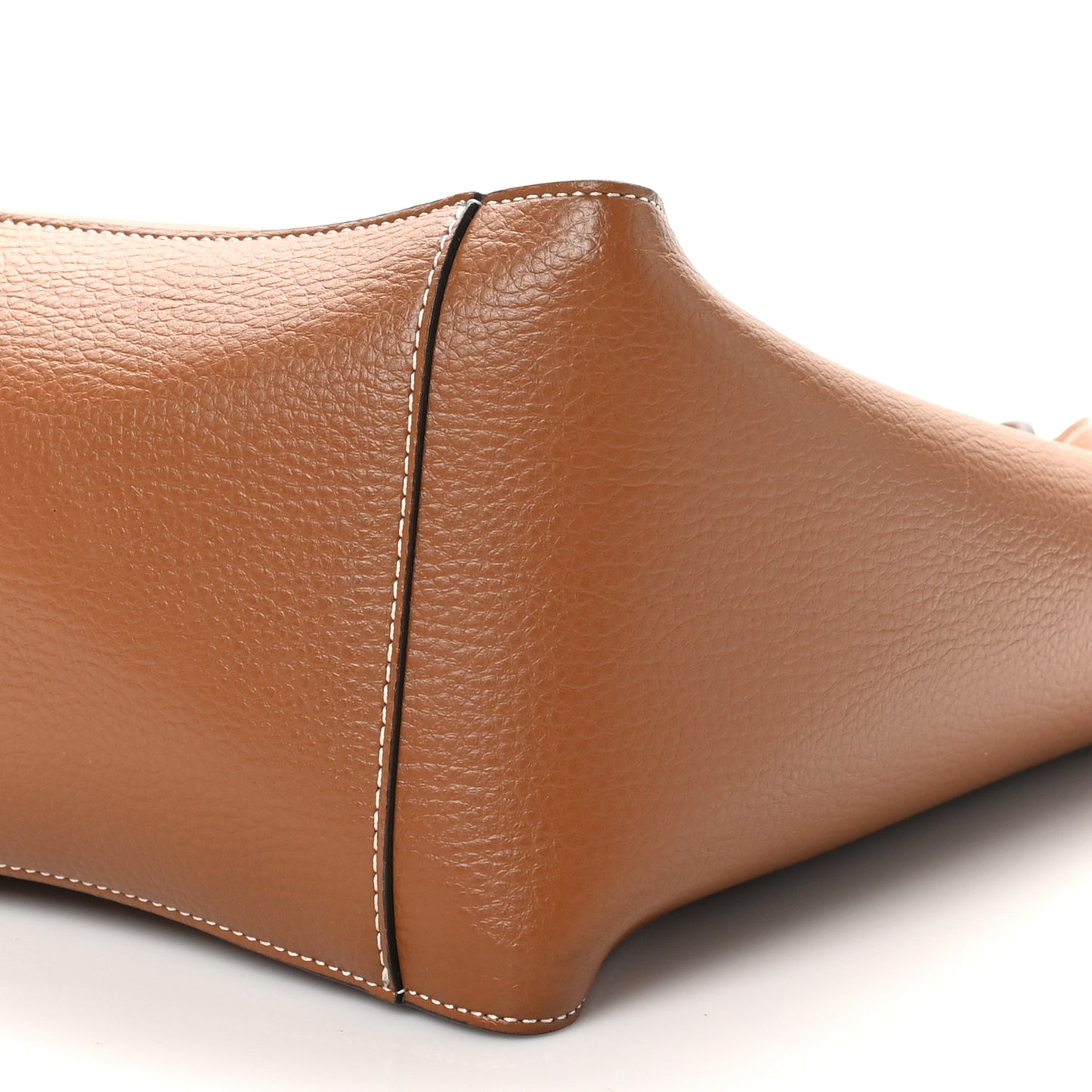 Grainy Alter Mat Studded Logo Tote Pecan