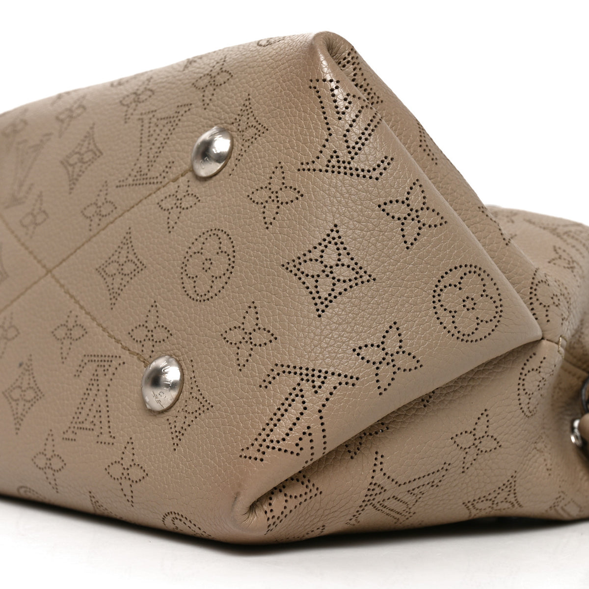 Louis Vuitton Mahina Bella Galet 9 of 9