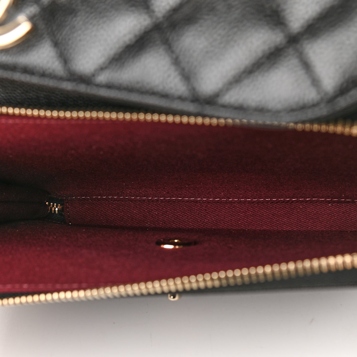 Caviar Quilted Large Business Affinity Flap Black