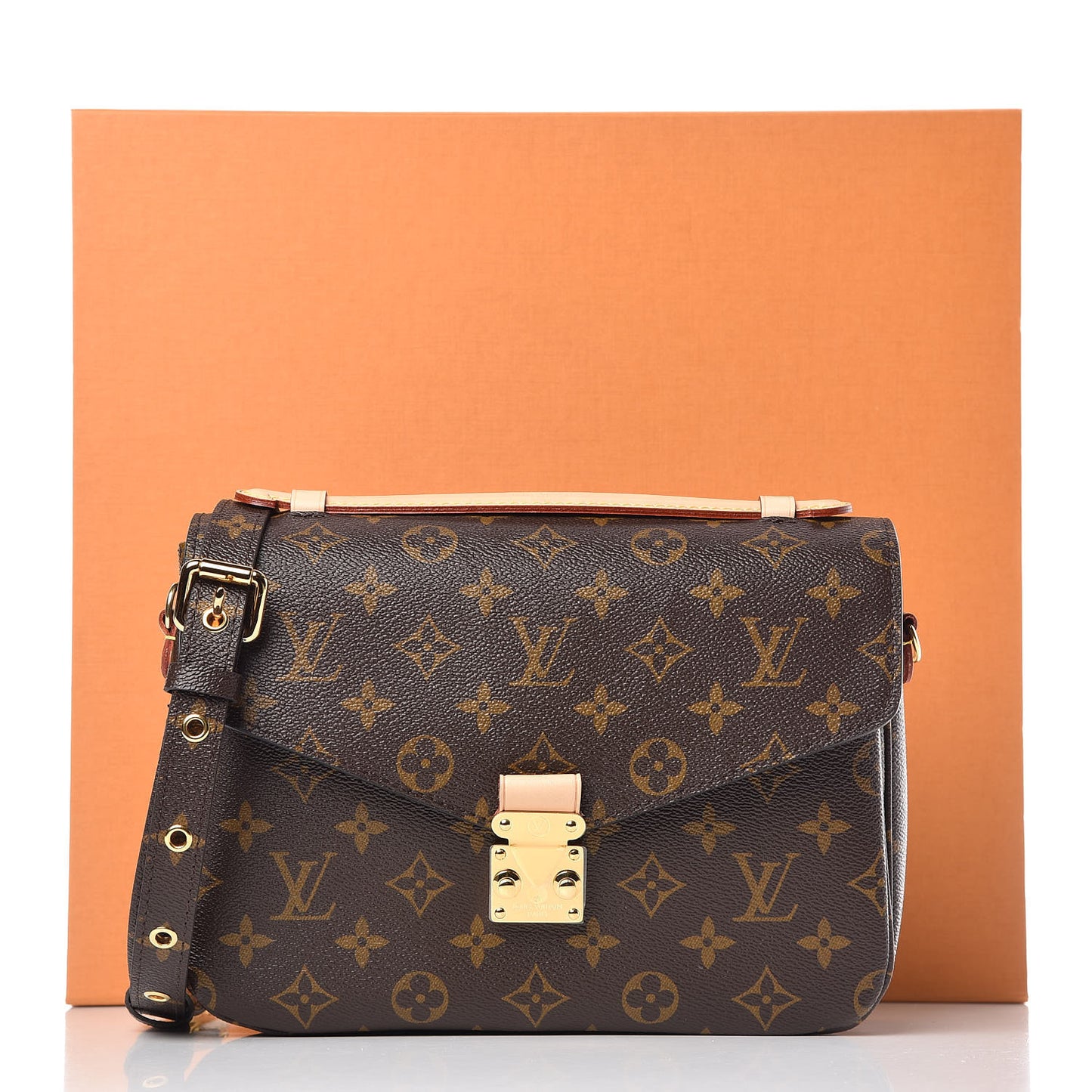 Monogram Pochette Metis