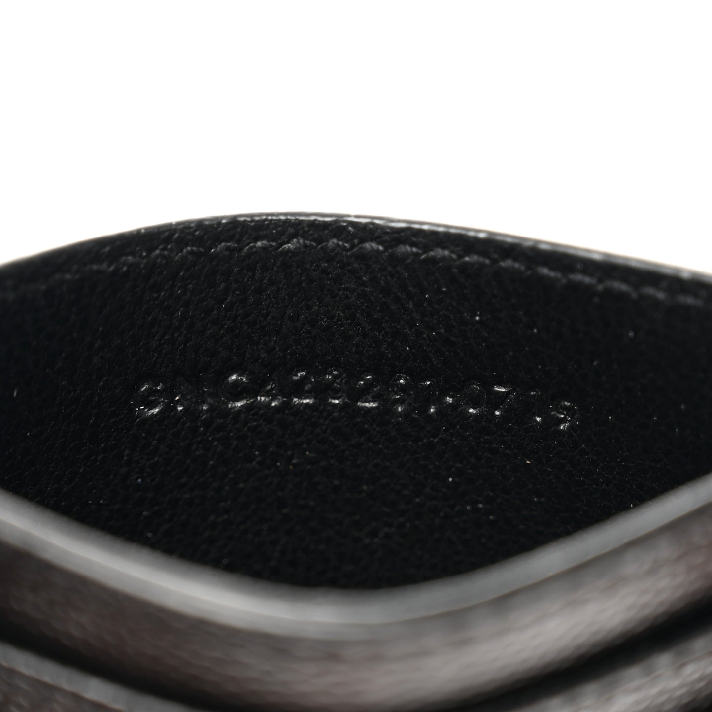 Grain De Poudre Matelasse Chevron Monogram Credit Card Case Black