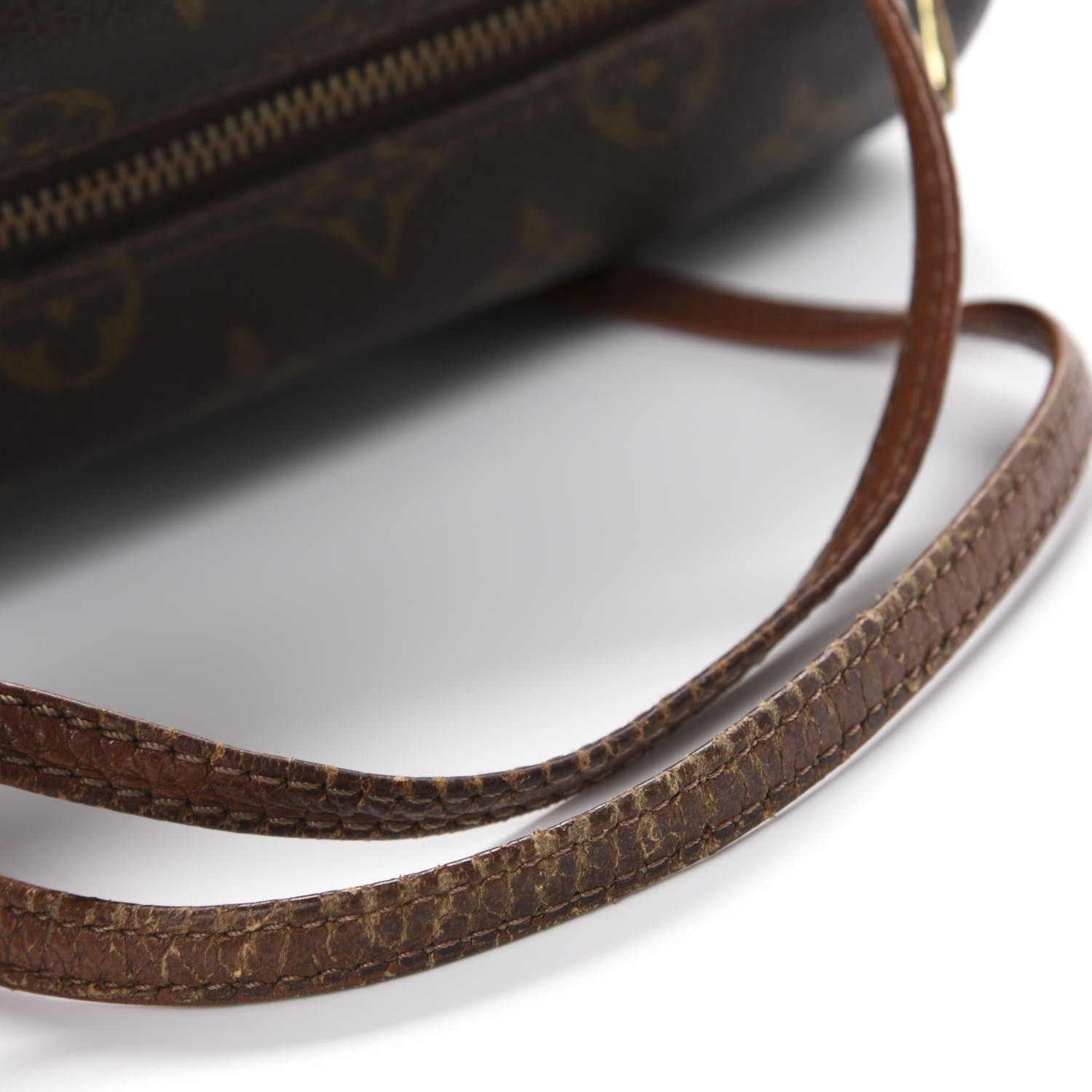 Louis Vuitton Monogram Papillon 26 9 of 12