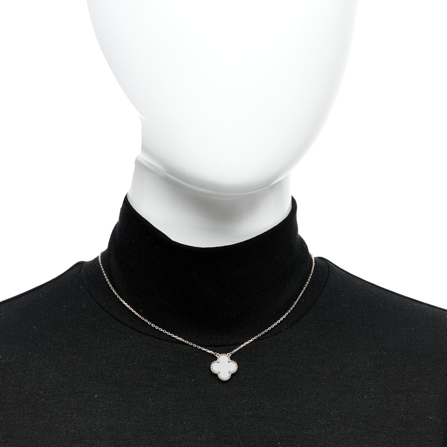 18K Yellow Gold Black Onyx Vintage Alhambra Pendant Necklace