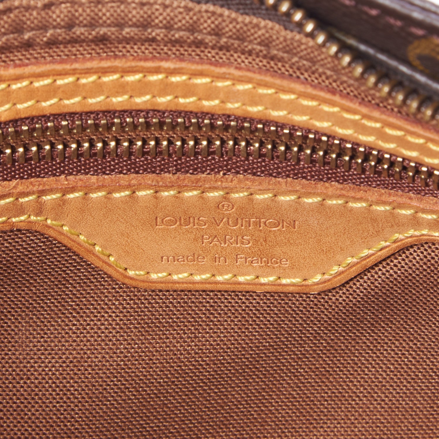 Louis Vuitton Monogram Trotteur 7 of 8
