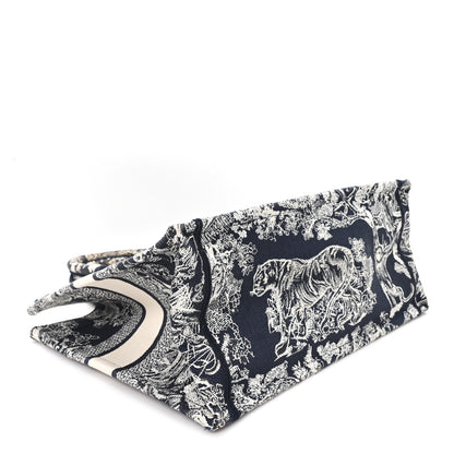 Christian Dior Canvas Embroidered Medium Dioriviera Toile De Jouy Reverse Book Tote Blue 4 of 10