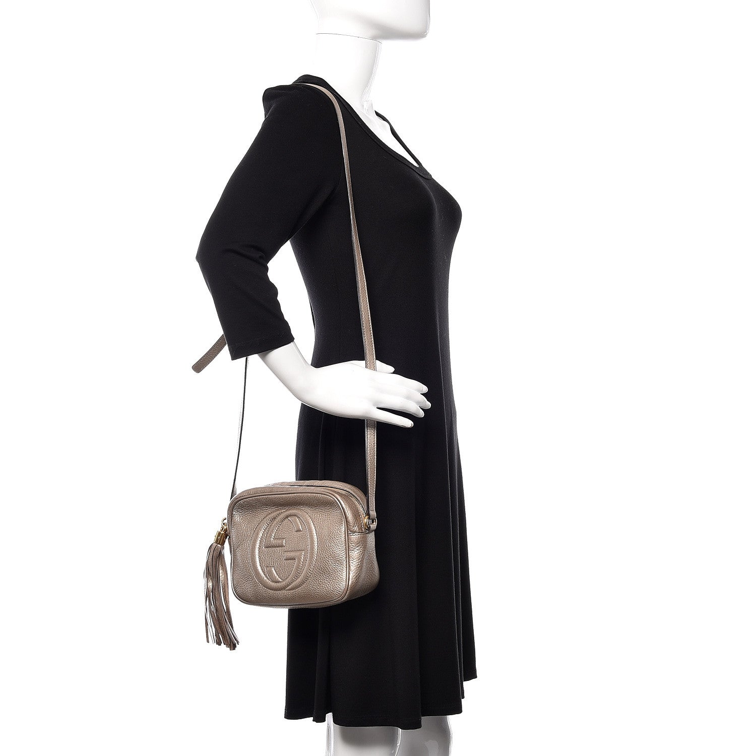 Gucci Metallic Pebbled Calfskin Small Soho Disco Bag Golden Beige 2 of 12