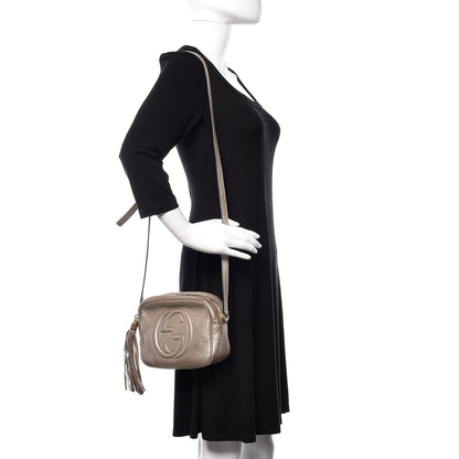 Gucci Metallic Pebbled Calfskin Small Soho Disco Bag Golden Beige 2 of 12