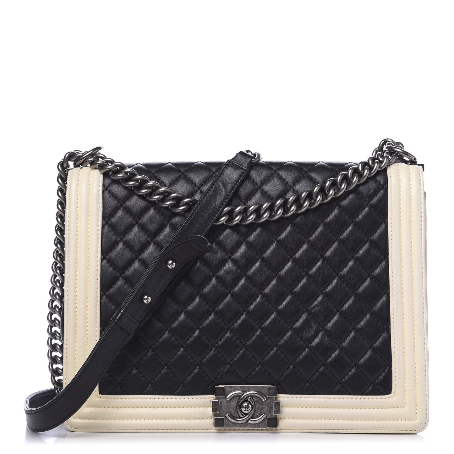 Lambskin Quilted Large Boy Flap Black White