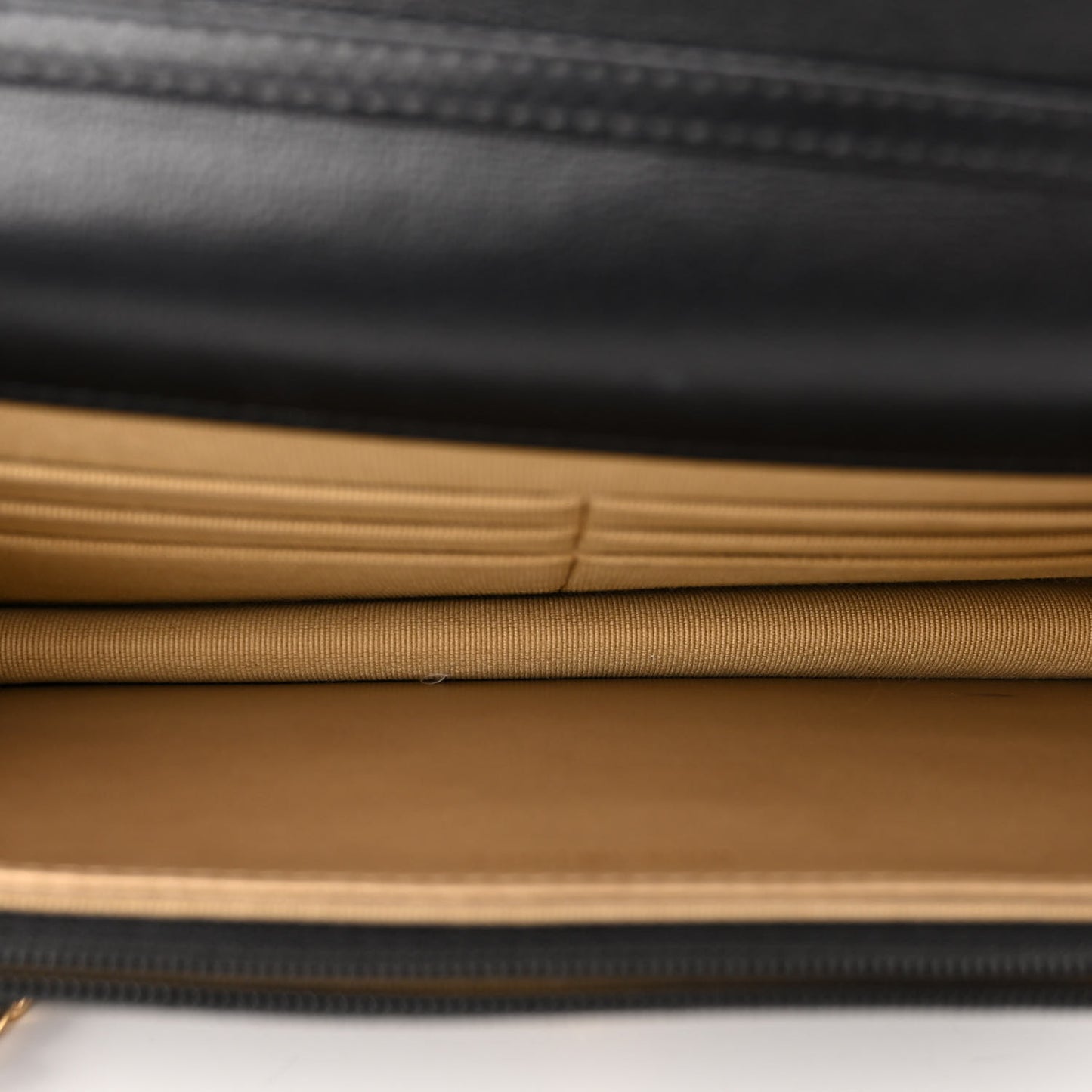 Lambskin Quilted Pearl Crush Wallet On Chain WOC Black