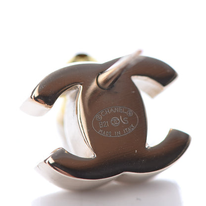 Chanel Metal CC Turnlock Earrings Gold 4 of 5