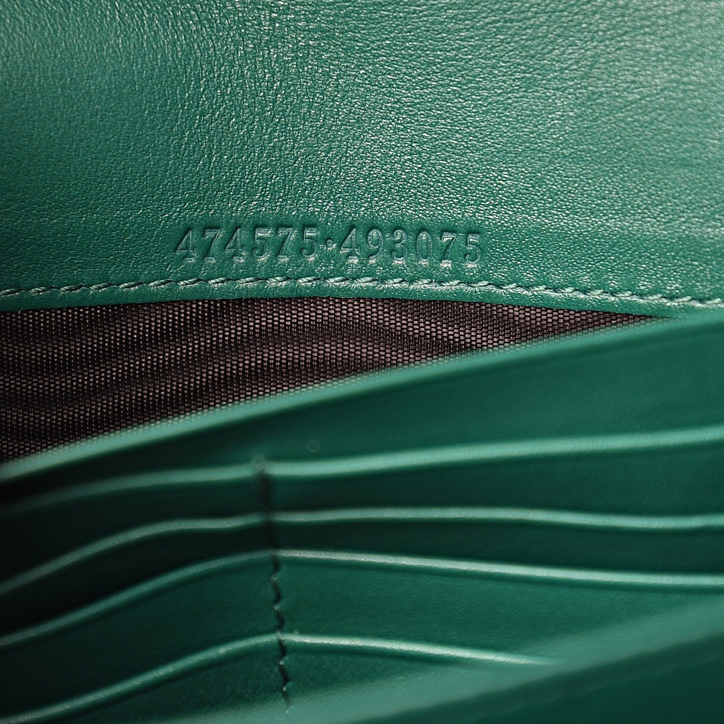 Calfskin Matelasse GG Marmont Chain Wallet Emerald Green