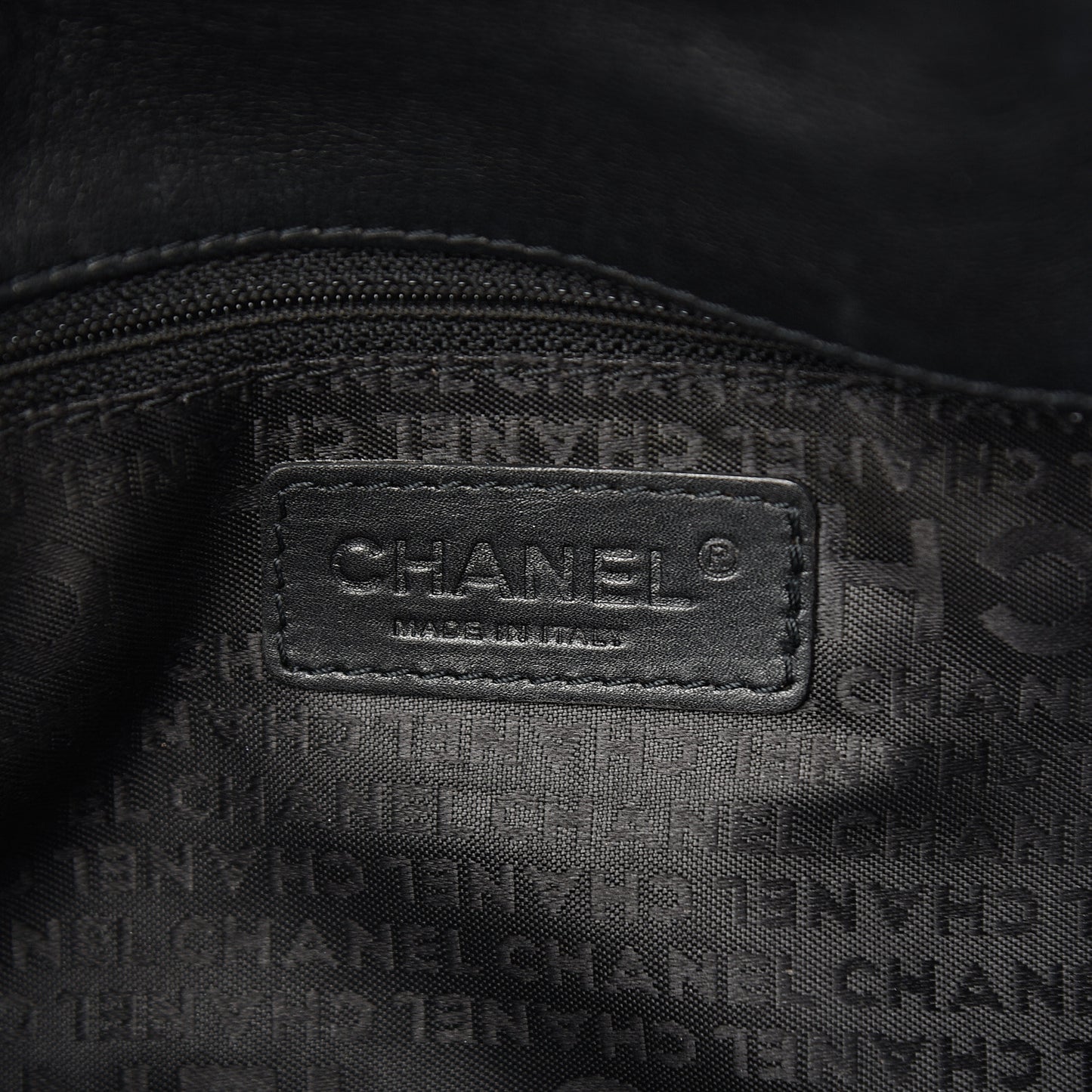 Lambskin Chain Single Flap Black